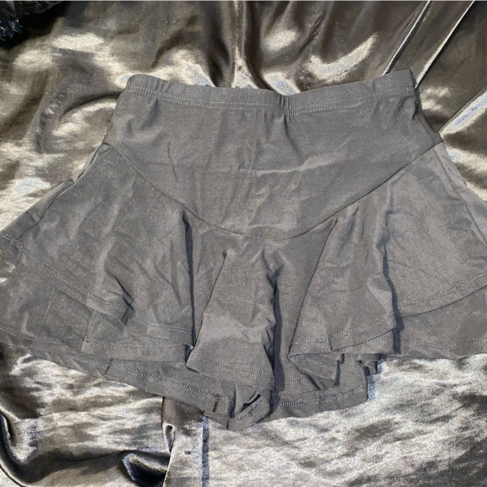 SHEIN black mini skirt